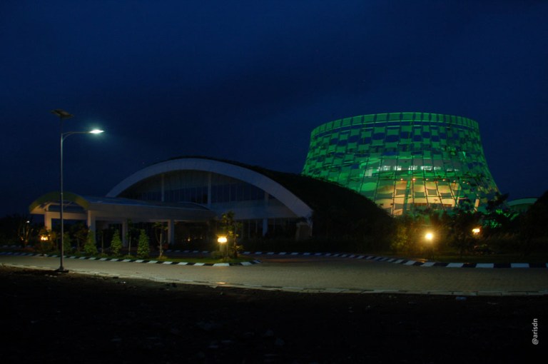 Solar LED Roadlighting at Dahana factory & office, Subang. 2012. Responsible as technical support