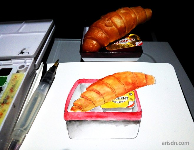 airplane-croissant