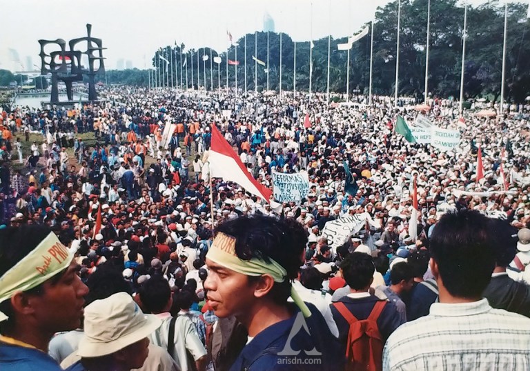 Gedung-DPR_arisdn_08